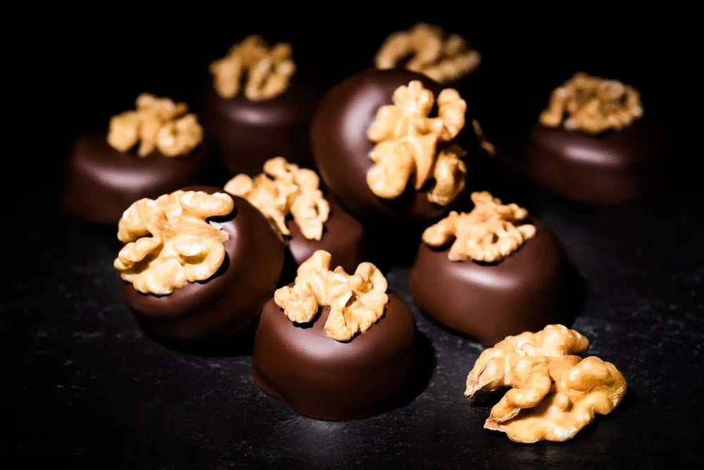 Edel-Marzipan-Walnuss-Praline